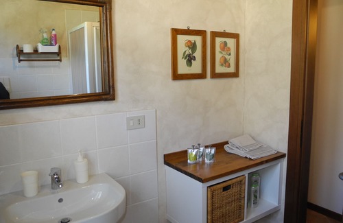 Gaino Apartment | Charming Il Rosmarino Apartment: Family-Friendly Retreat