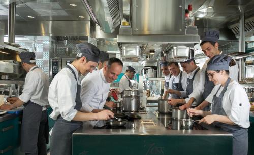 Laurito Hotel | Indulge at Il San Pietro di Positano - 5-Star Oceanfront Retreat