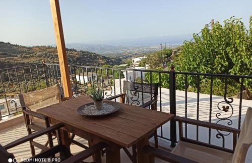 Grigoria House | Discover Il Silenzio: Child-Friendly Stay with 9.5 Rating