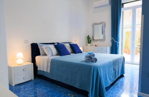 Erchie Bed & Breakfast | Experience Il Sogno: Oceanfront Retreat with Private Beach