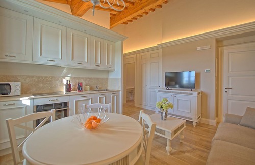 Vinci Apartment | Discover Il Sole di Vino: Top-Rated Holiday Home in Tuscany