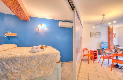 Capo Mimosa-Rollo Apartment | Relax at Il Suono del Mare: Just 200m from the Beach
