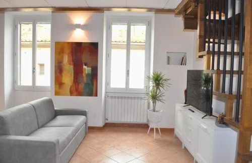 Lake Bracciano Apartment | Top-Rated Il Terrazzino: Family and Pet-Friendly Retreat