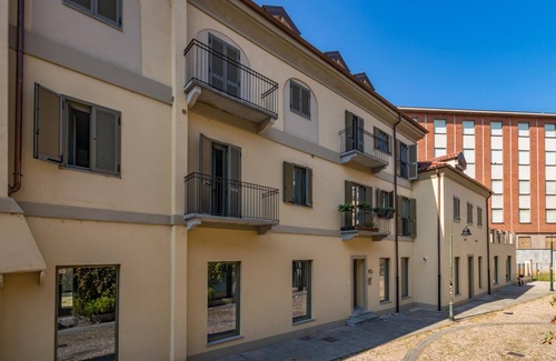 Borgo Dora Apartment | Welcoming Il Terrazzo Segreto al Balon - Family Friendly Stay