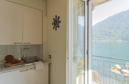 Colonno Apartment | Comfortable Stay at Il Timone with Breakfast & Family Fun