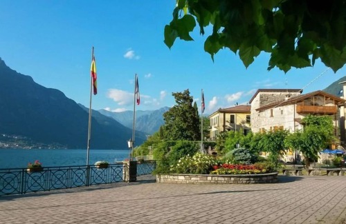 Claino Con Osteno Apartment | Pet-Friendly Il Torrione with Oceanfront Views & Spa