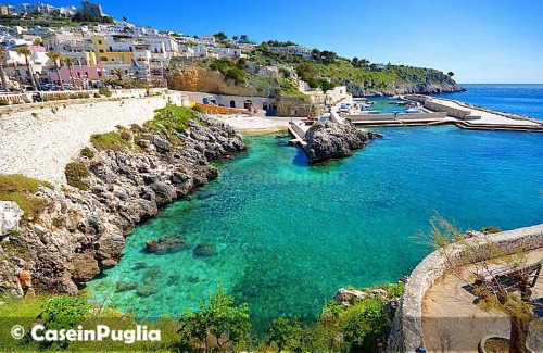 Marina di Marittima House | Pet-Friendly Il Trullo: Oceanfront Retreat with Breakfast