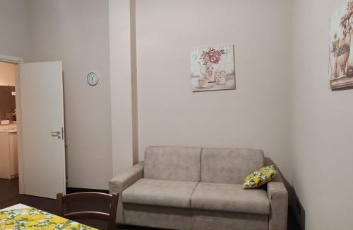 Mascalucia House | Budget-Friendly Stay at Il Tulipano - Child Friendly & Rated 8.6