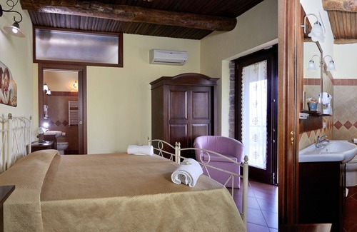 Stella Cilento House | Discover Il Vecchio Frantoio: Pool, Spa & Family-Friendly Stay