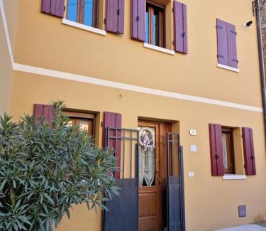 Marostica House | Discover Il Vicoletto: Pet-Friendly with Breakfast Included