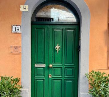 Marino Apartment | Discover Il Vicoletto Marino: Oceanfront & Pet Friendly Stay