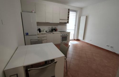 Galliate Apartment | Guest Rated 9.5: Il Vicolo Bilocale in Galliate