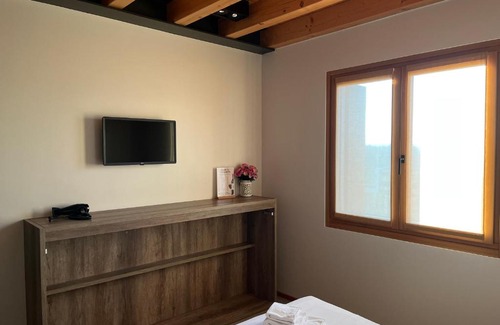 San Benedetto di Lugana Bed & Breakfast | Exceptional Stay at B&B Il Vigneto with Pool & Kitchen