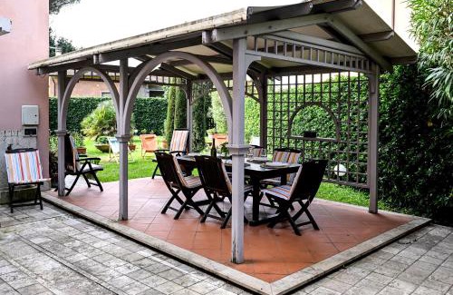 Pisa House | Discover Il Villino di Monic - 4-Star Retreat in Pisa