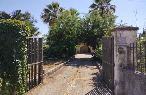 Sassari House | Discover Il Villino: Family-Friendly Retreat with 9.2 Rating