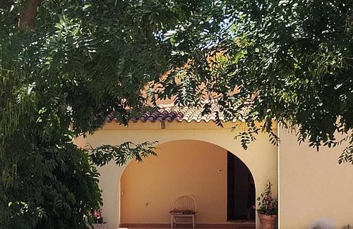 Sassari House | Discover Il Villino: Family-Friendly Retreat with 9.2 Rating