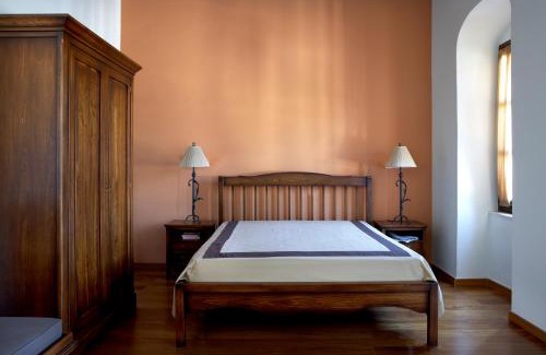 Figaleia Apartment | Family-Friendly Stay at Ilakia - Guest Rated 9.2/10