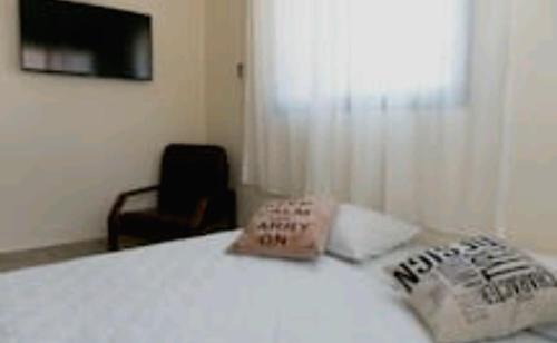 Kiryat Tiv'on Apartment | Kid-Friendly Ilana's Place with Kitchen | Rated 9.5/10