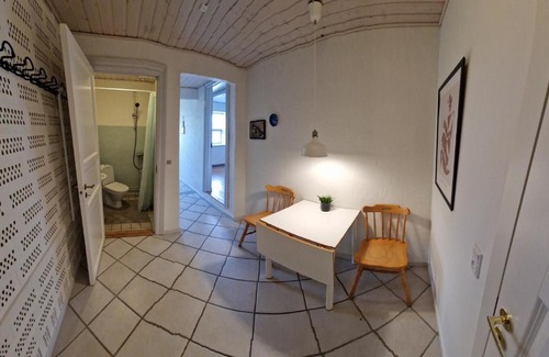 Kvaerndrup House | Pet-Friendly ILDHU INN: Ideal for Families & Budget Travelers