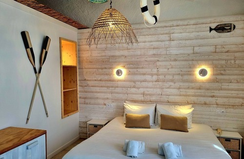 La Cotiniere Hotel | Experience Ile de Lumiere: Pool, Spa & Family Friendly