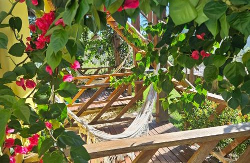 Igrapiuna Apartment | Relax at Ilha do Contrato Portal Flat with Ocean Views