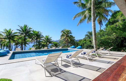 Angra dos Reis Villa | Discover Ilha do Japão: Private Island Escape in Angra dos Reis