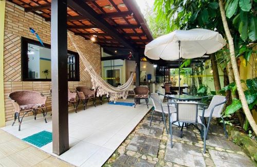 Centro Comercial House | ILHABEACH GUESTHOUSE: Ocean View with Pool & Hot Tub