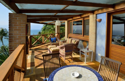 Armacao House | Ilhabela: Breathtaking Sea View with Top-Notch Amenities