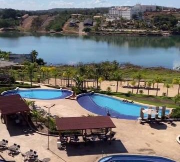 Caldas Novas Apartment | Experience Ilhas do Lago Eco Resort with Oceanfront Bliss