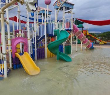 Caldas Novas Apartment | Experience Ilhas do Lago Eco Resort with Oceanfront Bliss