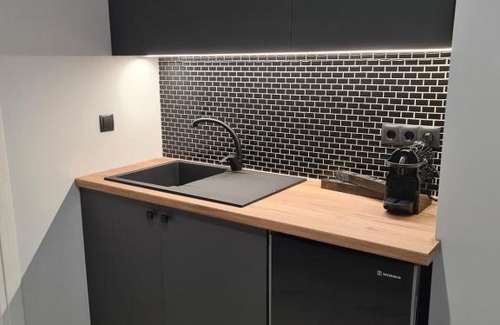 Xylokastron House | Indulge at ILIA'S Luxury Suites - Guest Rated 9.8/10