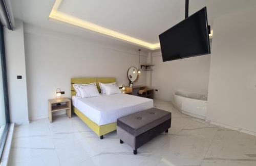 Xylokastron House | Indulge at ILIA'S Luxury Suites - Guest Rated 9.8/10