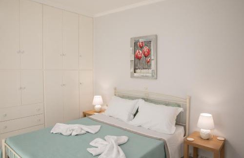 Zipari Apartment | Inviting Iliana's House: Family-Friendly Getaway with 10/10 Rating