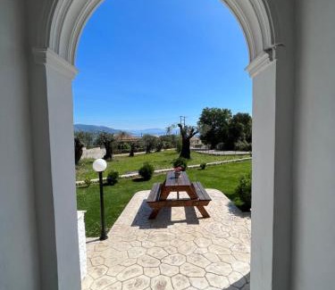 Dassia Apartment | Oceanfront Ilias Apartments in Dassia - Highly Rated Stay