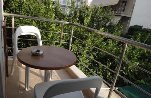 Loutra Edipsou Hotel | Inviting Ilion Spa Hotel with Private Pool & Hot Tub