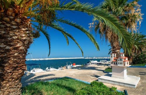 Skala Kallirachis Apartment | Oceanfront Ilioni Studios: Breakfast & Family-Friendly Stays