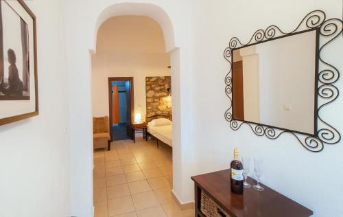 Skala Kallirachis Apartment | Oceanfront Ilioni Studios: Breakfast & Family-Friendly Stays