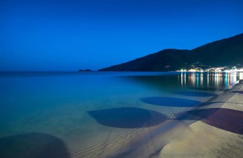 Skala Potamias Apartment | Experience ILIORAMA Luxury Suites with Oceanfront Views