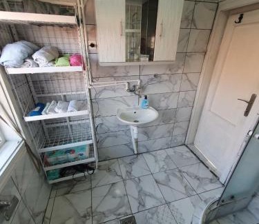 Prilep House | Comfortable Iliovski Inn: A Home Away from Home