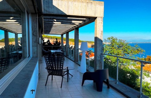 L'Escala Villa | Ocean View Retreat at Illa Mateua - Family-Friendly Escape