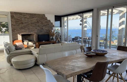 L'Escala Villa | Ocean View Retreat at Illa Mateua - Family-Friendly Escape