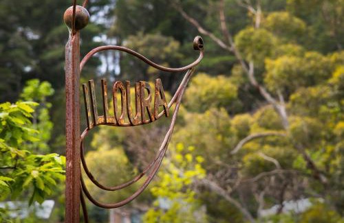 Hepburn Springs House | Family-Friendly Illoura: 4-Star Stay with Top Reviews