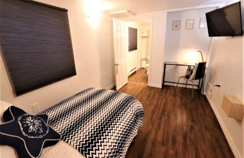 Cambridge Bay Bed & Breakfast | Illu B&B: Guest Rated 10/10 with Breakfast & Family Options