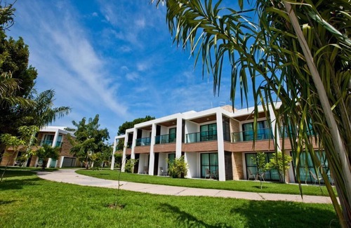 Barra de Sao Miguel Apartment | Guest Rated: Iloa Resorte in Beautiful Barra de São Miguel