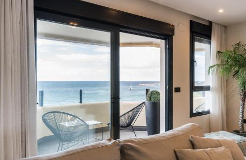 La Malagueta Apartment | Oceanfront Bliss at iloftmalaga Malagueta Premium Hotel