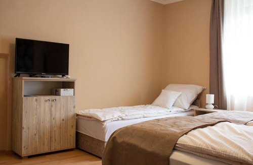 Gyula Apartment | Top-Rated Ilona Apartman with Eco-Friendly Amenities