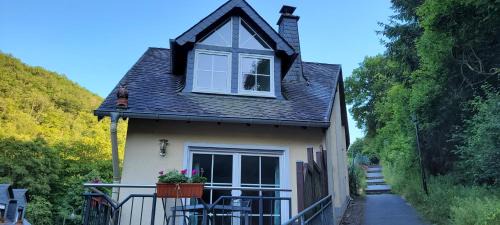 Beilstein Apartment | Discover Im Beilsteiner Mühlental: Family-Friendly Retreat