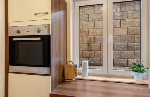 Mainz-Bingen Apartment | Discover Comfort at Im Bubenstück - Pet & Child Friendly Stay