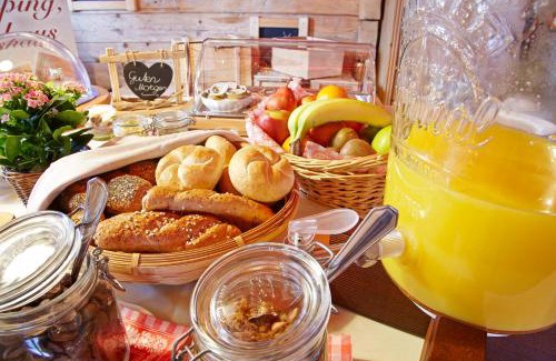 Irdning-Donnersbachtal Ski Chalet | Discover Im Dörfl Anno 1873: Rated 9/10 for Families