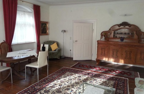 Isny im Allgaeu Apartment | Historic Charm at Sternfärbe: Family-Friendly Retreat